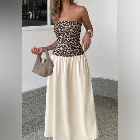 Dresses & Skirts - Leopard two tone dress